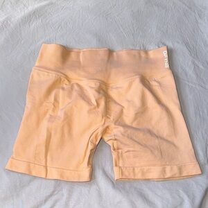 DFYNE Impact 4.5 Shorts in discontinued Peach Sherbet color